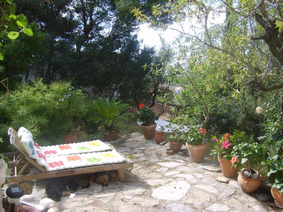 Frarocka B And B La Ciotat Exterior photo